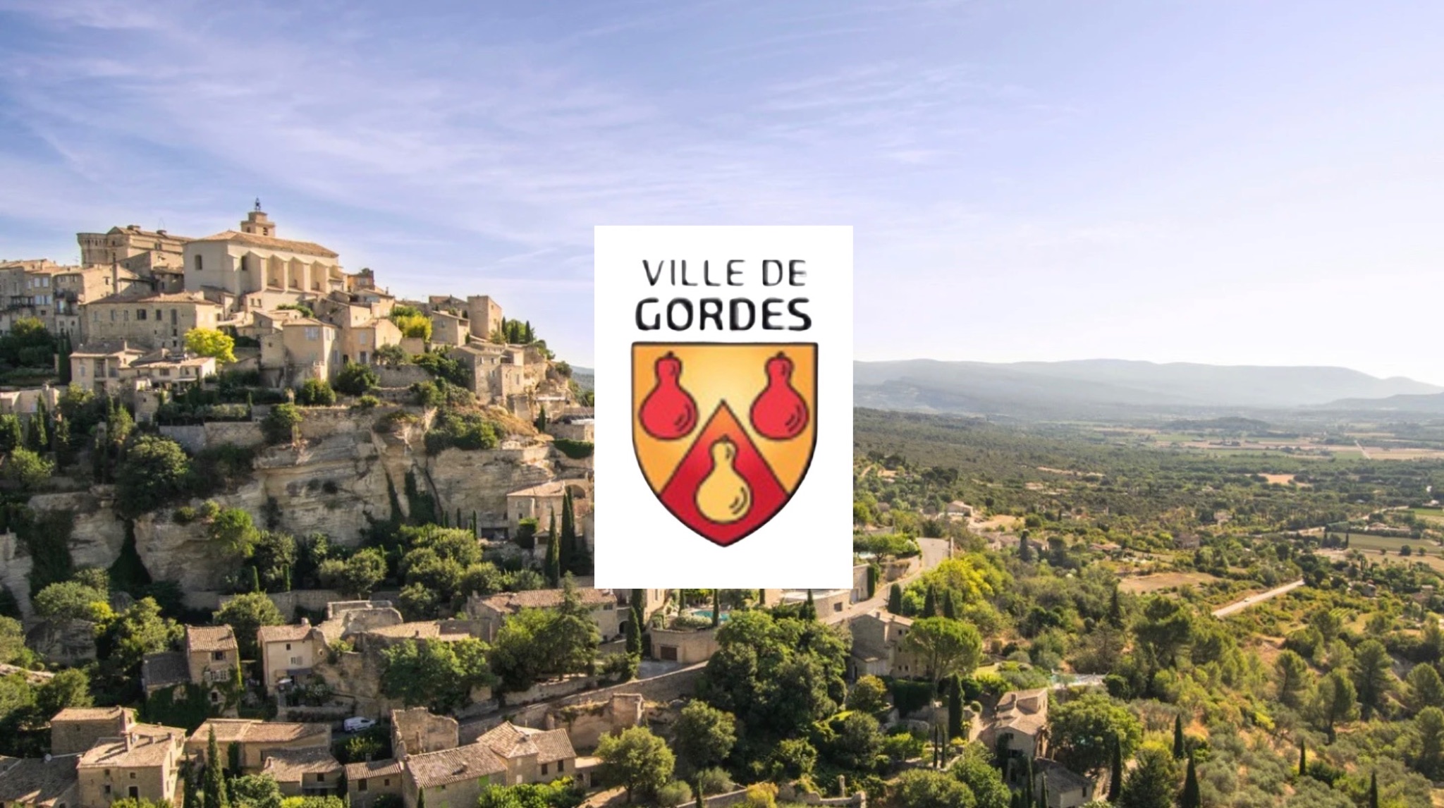 Gordes Town Hall: Town Planning, Building Permits and Local Regulations