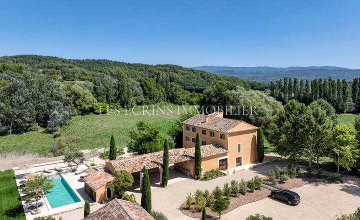Maison 8 pièces 470 m² · à Roussillon · 470 m² · 3 880 000 €
